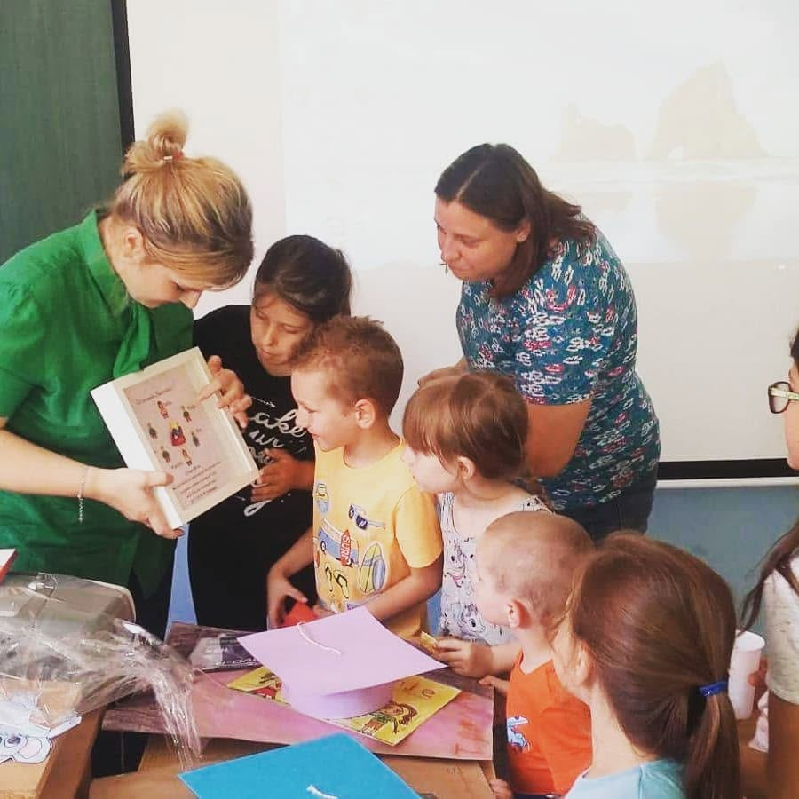 Fotografija kupca s personaliziranim O’kvirom