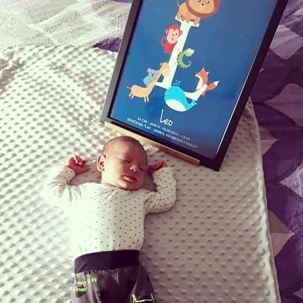 Fotografija kupca s personaliziranim O’kvirom