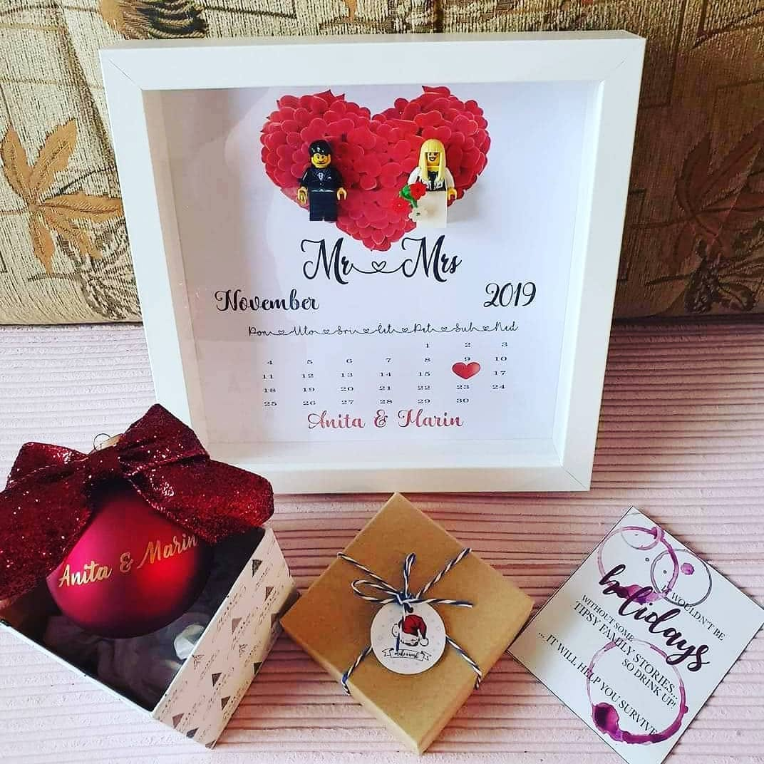 Fotografija kupca s personaliziranim O’kvirom